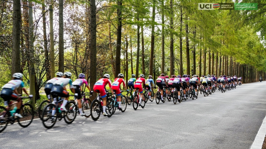 暂列第二, 段比赛中脱