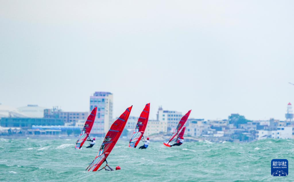 目第一阶段, 新华社记者, DAdo 目第一阶段, 新华社记者, DAdo