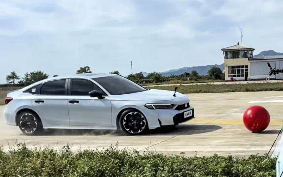 代新思域前, 十佳发动机