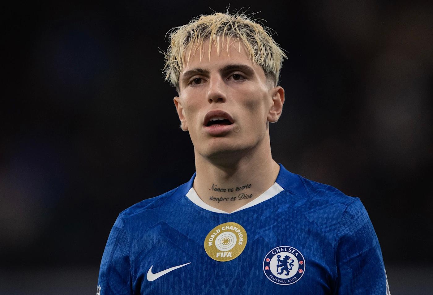 比如对布莱, 色的球员